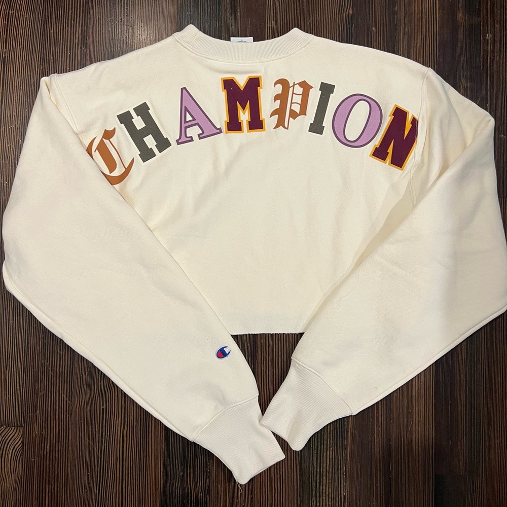 Champion Sweatshirt